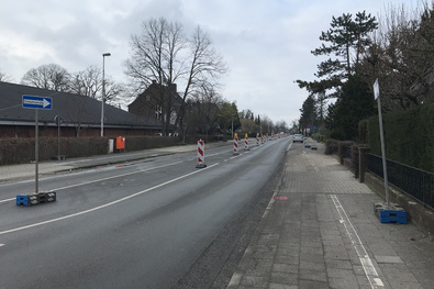 Die Eltener Straße bleibt aus Fahrtrichtung Emmerich weiterhin befahrbar.